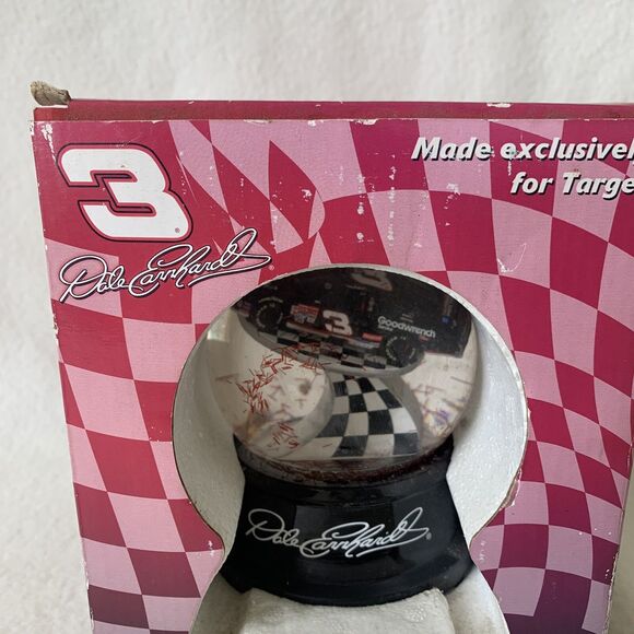 DALE EARNHARDT SR NASCAR RARE WATERGLOBE #3 ORIGINAL BOX TARGET EXCLUSIVE RARE - Picture 5 of 12